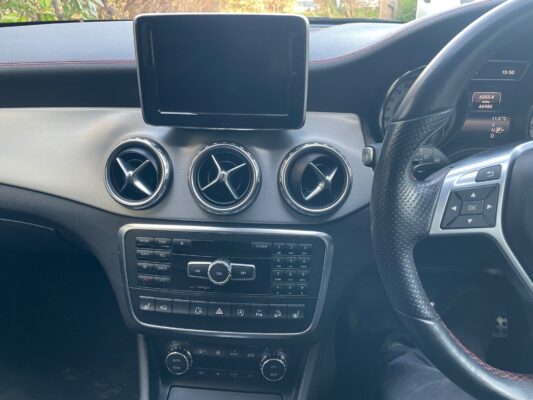 Mercedes GLA Retrofit Comand NTG 4.5