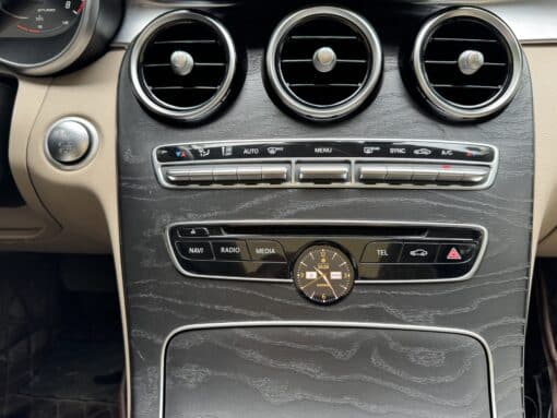 mercedes C class smart clock